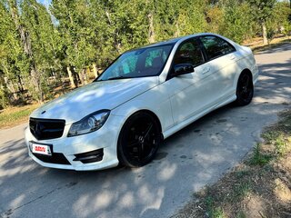 2011 Mercedes-Benz C-Класс 180 BlueEFFICIENCY III (W204), белый, 1630000 рублей, вид 2