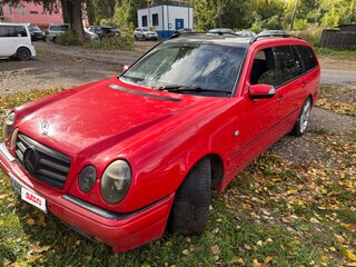 1997 Mercedes-Benz E-Класс 320 II (W210, S210), красный, 420000 рублей, вид 1