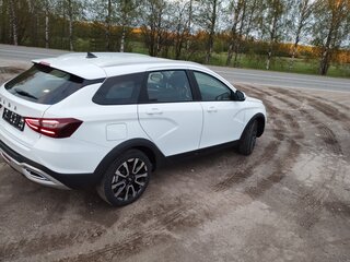 2024 Lada (ВАЗ) Vesta SW Cross I Рестайлинг (NG), белый, 1720000 рублей, вид 3