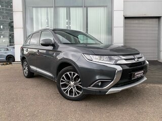 2018 Mitsubishi Outlander III Рестайлинг 2, серый, 1780000 рублей, вид 1
