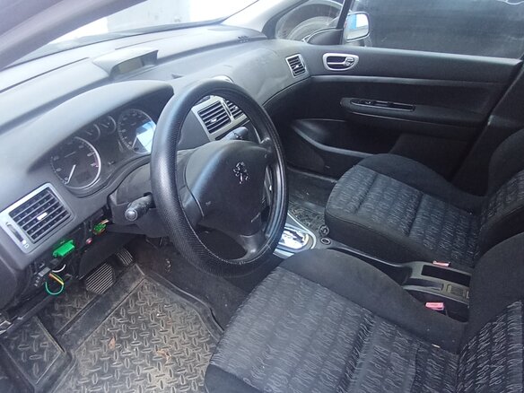 2004 Peugeot 307 I, фиолетовый, 200000 рублей - вид 4