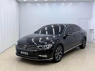 2022 Volkswagen Magotan B8 Рестайлинг, чёрный, 1580000 рублей, вид 3