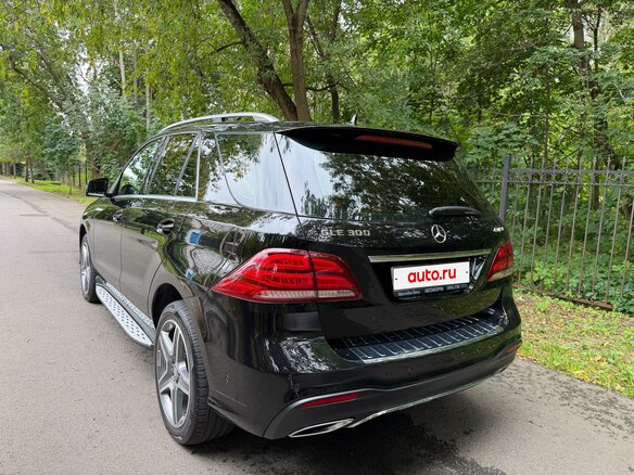 2015 Mercedes-Benz GLE 300 I (W166), чёрный, 4400000 рублей - вид 5