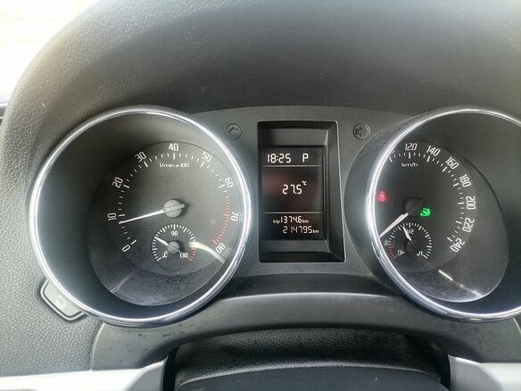 2012 Skoda Yeti I, коричневый, 1000000 рублей - вид 9