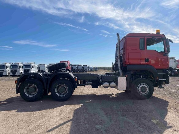 2024 Sinotruk Sitrak C7H, красный, 14600000 рублей - вид 1