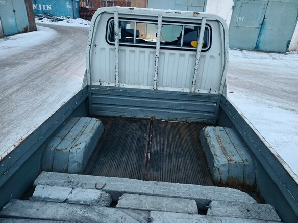 1991 Toyota HiAce, белый, 500000 рублей - вид 12