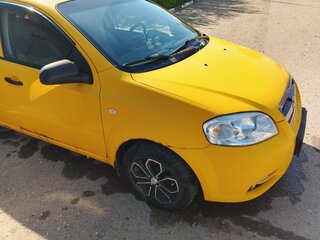2007 Chevrolet Aveo I Рестайлинг, жёлтый, 110000 рублей, вид 1
