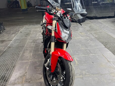 2013 Ducati Streetfighter, красный, 550000 рублей, вид 3