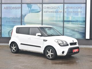 2013 Kia Soul I Рестайлинг, белый, 720000 рублей, вид 3