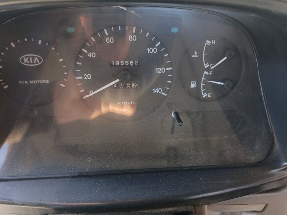 2004 Kia K-Series, белый, 1070000 рублей - вид 5