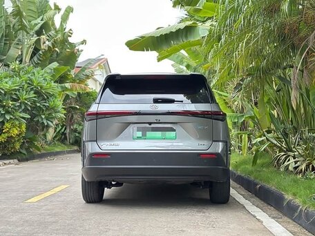 2025 Toyota bZ3X 50 kWh, серый, 2194000 рублей, вид 5