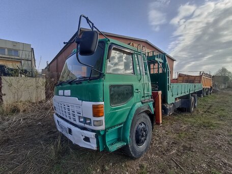 1993 Hino Profia, зелёный, 2700000 рублей, вид 2