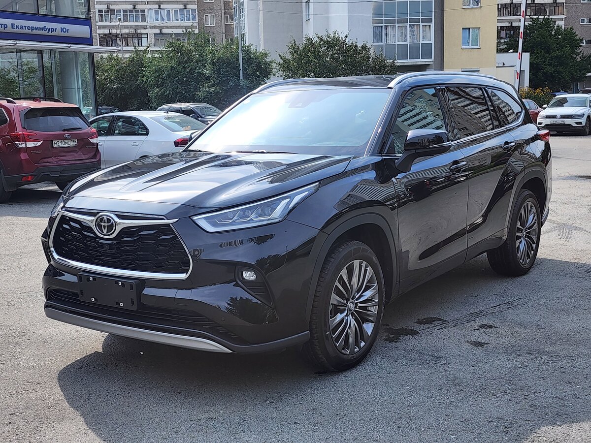 Открыть фотографии: Toyota Highlander IV (XU70)