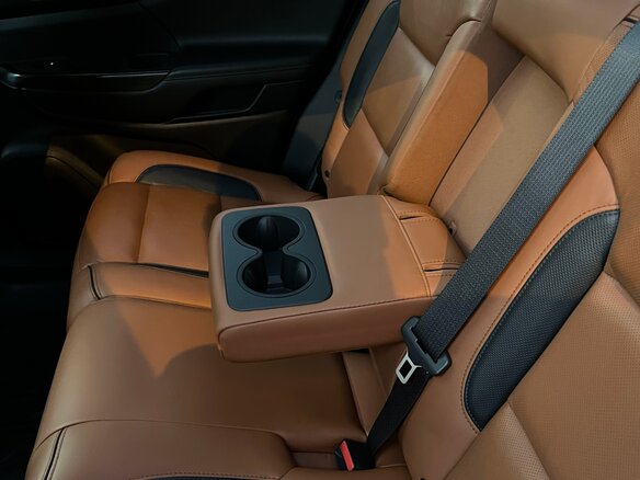 2016 GMC Acadia II, чёрный, 2780000 рублей - вид 25