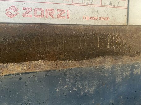 2009 Zorzi Zorzi, серый, 900000 рублей, вид 5