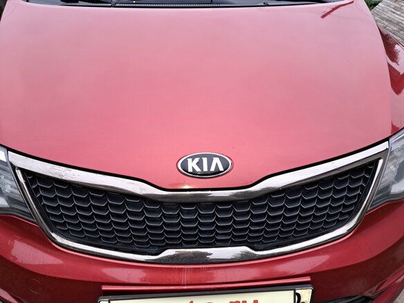 2015 Kia Rio III Рестайлинг, красный, 1100000 рублей - вид 2