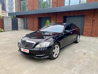 2011 Mercedes-Benz S-Класс 500 V (W221) Рестайлинг, чёрный, 1900000 рублей, вид 1