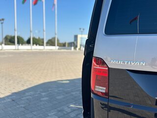 2022 Volkswagen Multivan T6 Рестайлинг, чёрный, 7666000 рублей, вид 3