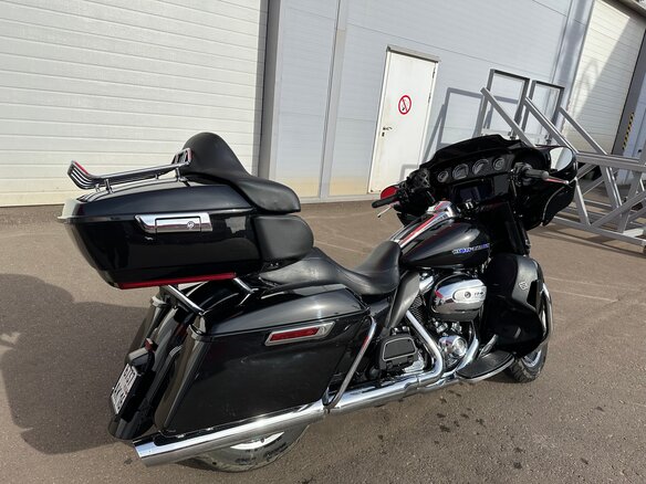 2019 Harley-Davidson Street Glide Special, чёрный, 1350000 рублей - вид 3