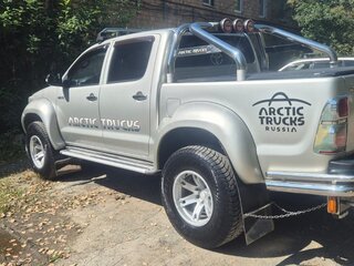 2013 Toyota Hilux VII Рестайлинг, серебристый, 3100000 рублей, вид 3