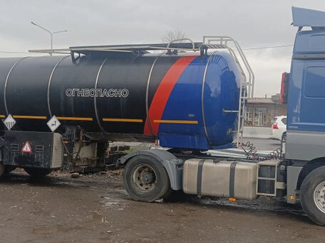 2012 Mercedes-Benz Axor, синий, 5000000 рублей, вид 1