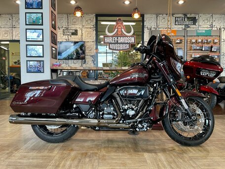 2024 Harley-Davidson CVO Street Glide, пурпурный, 5550000 рублей, вид 3