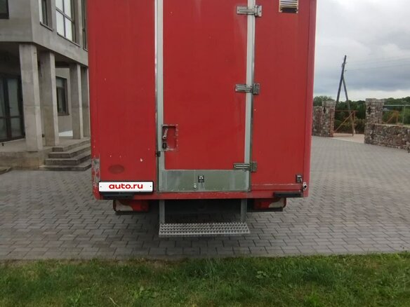 2007 Mercedes-Benz Sprinter, красный - вид 1