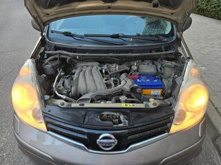 2010 Nissan Note I Рестайлинг, коричневый, 750000 рублей, вид 4