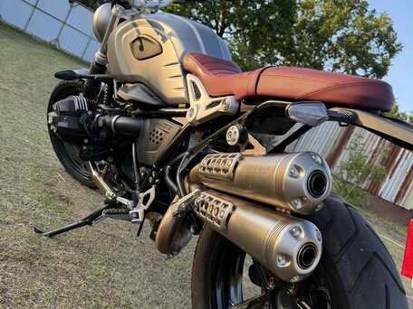 2023 BMW R Nine T Scrambler, серебристый, 1500000 рублей, вид 1