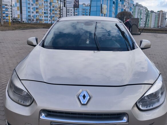 2011 Renault Fluence I, бежевый, 680000 рублей - вид 9