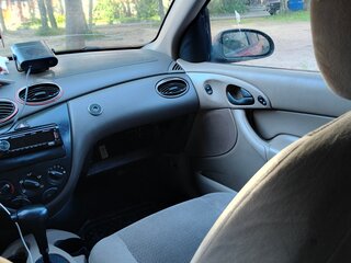 2004 Ford Focus I (North America), красный, 250000 рублей, вид 3