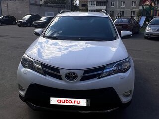 2015 Toyota RAV4 IV (XA40), белый, 2400000 рублей, вид 1
