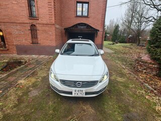 2018 Volvo V60 I Рестайлинг, белый, 1600000 рублей, вид 1