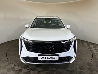 2026 Geely Atlas II, белый, 4119990 рублей, вид 2