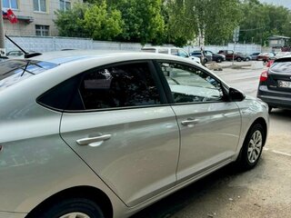 2018 Hyundai Solaris II, серебристый, 1650000 рублей, вид 4