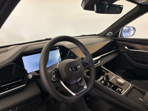 2026 Geely Monjaro I, чёрный, 4954990 рублей - вид 9
