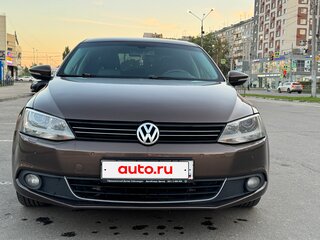 2012 Volkswagen Jetta VI, коричневый, 780000 рублей, вид 2