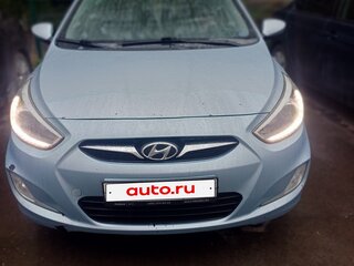 2013 Hyundai Solaris I, голубой, 750000 рублей, вид 3