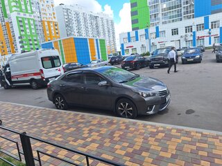 2013 Toyota Corolla XI (E160, E170, E180), серый, 1250000 рублей, вид 5