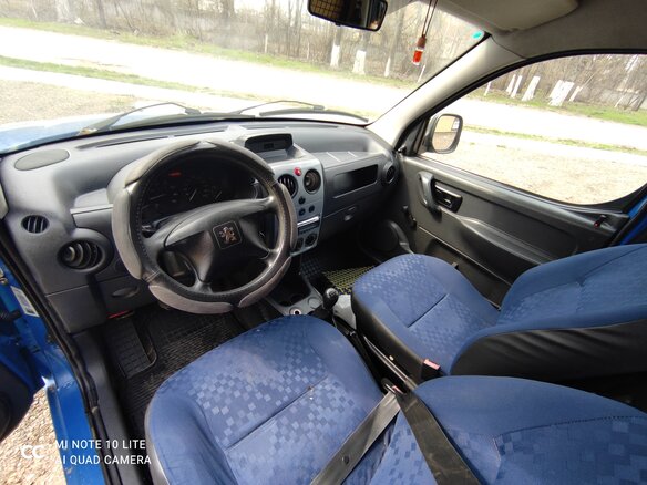 2011 Peugeot Partner II, синий - вид 4
