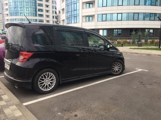 2011 Honda Freed I, чёрный, 1200000 рублей, вид 4