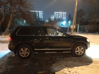 2004 Volkswagen Touareg I, чёрный, 980000 рублей, вид 1