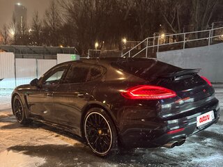 2014 Porsche Panamera 4S I Рестайлинг, чёрный, 2400000 рублей, вид 4