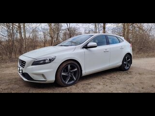 2015 Volvo V40 II, белый, 1200000 рублей, вид 2