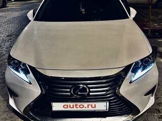 2016 Lexus ES 200 VI Рестайлинг, белый, 2800000 рублей, вид 1