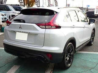 2023 Mitsubishi Eclipse Cross I Рестайлинг, белый, 1868000 рублей, вид 3
