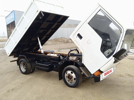 1992 Mitsubishi Delica, белый, 1500000 рублей, вид 1