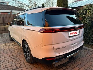 2020 Kia Carnival IV, белый, 3980000 рублей, вид 3