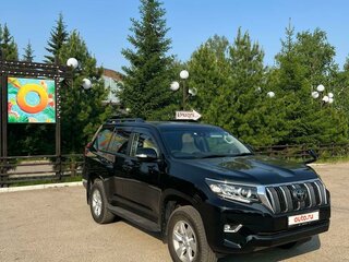 2022 Toyota Land Cruiser Prado 150 Series Рестайлинг 3, чёрный, 5250000 рублей, вид 3