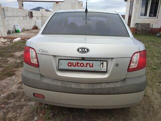 2006 Kia Rio II, серебристый, 570000 рублей, вид 4